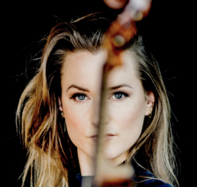 Julia Philippens, jazz viool, professioneel musicus, te boeken bij boektalent